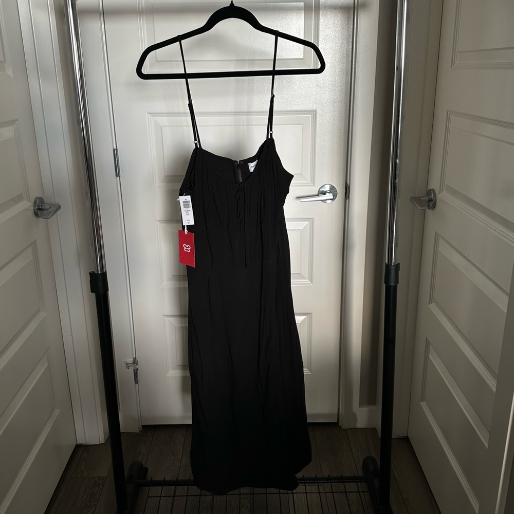 🆕 • NWT• Sunday Best Delilah Midi Dress, XL Colour: Black (Aritzia) 🖤🖤🖤 - Picture 6 of 9